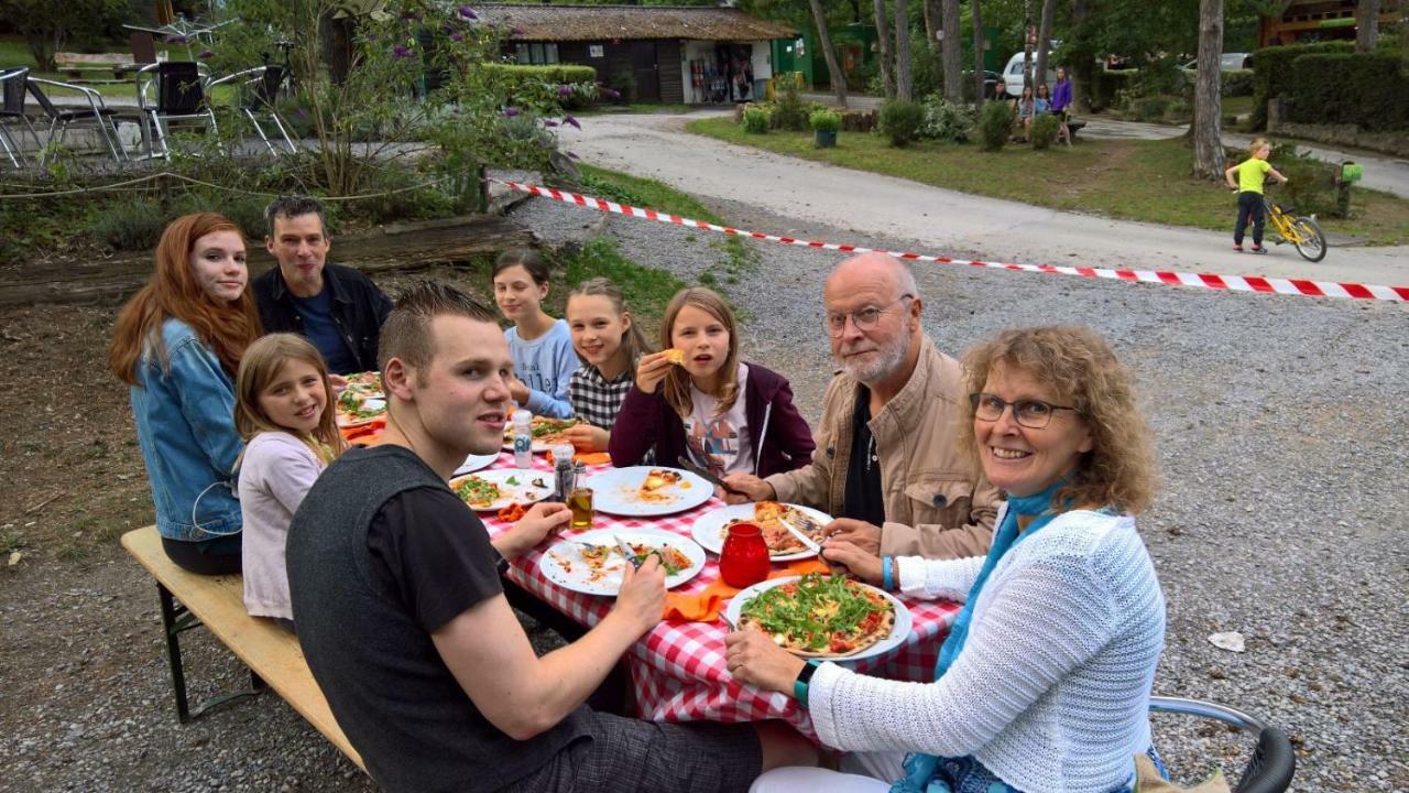 Safari tent at Camping le Roptai Hotel Rochefort Exterior foto